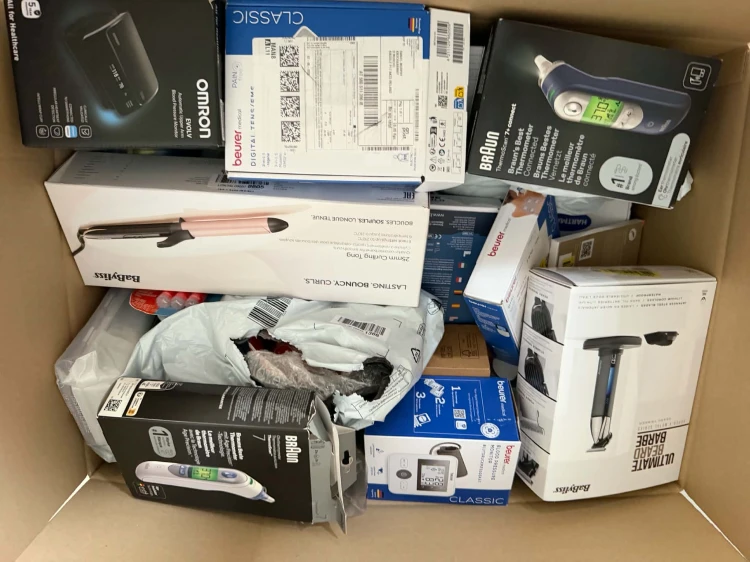 fe0ba3df-5f2e-4144-b4c1-d278fc5a3b6c.jpg